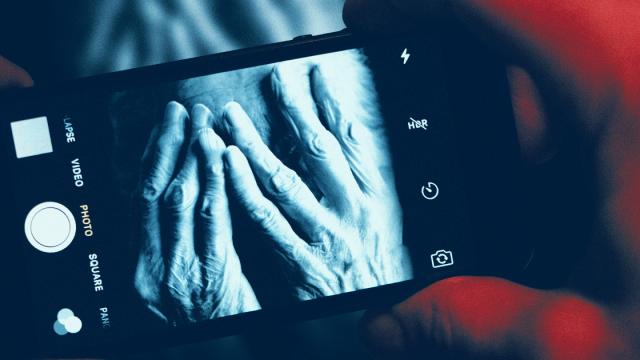 Nursing Home Workers Are Posting Naked Photos Of Residents On Snapchat 