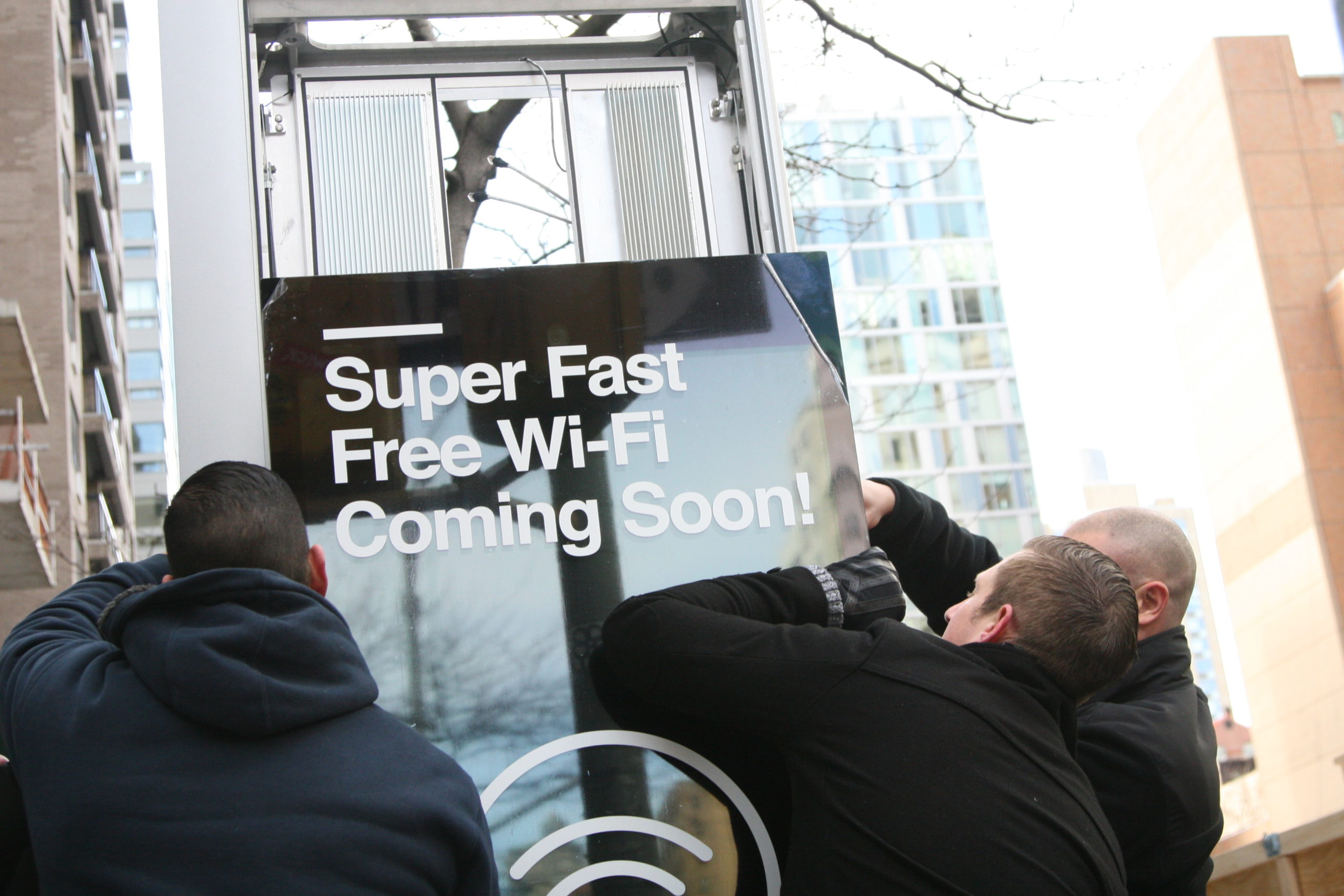 NYC’s New Gigabit Wi-Fi Hotspots Work Like Payphones From The Future