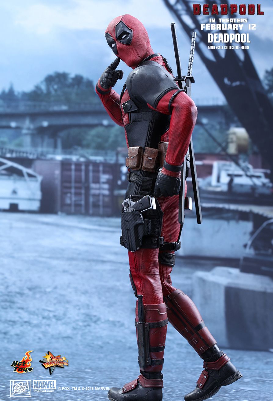 Hot Toys’ New Deadpool Figure Comes With Some Appropriately Goofy Accessories