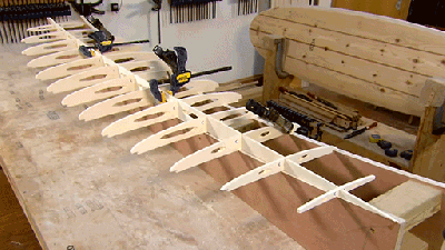 Making A Hollow Wooden Surfboard Looks Like It’s Totally Worth It