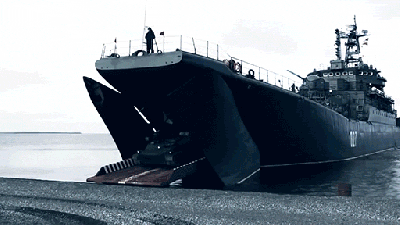 How The Russian Navy Would Invade A Beach Today