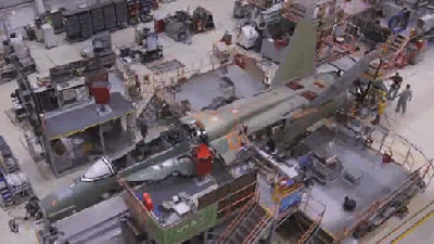 Watch The First Australian F-18 Super Hornet Get Built From Beginning To End