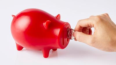 You’ll Have To Burn This Piggy Bank Candle To Access Your Savings