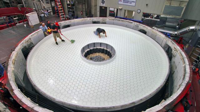 Inspecting A Giant Telescope Mirror Looks A Lot Like Cleaning Your Backyard 