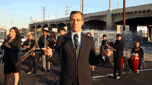 LA Mayor Sings A Sexy Lullaby To Comfort Angelenos About Closing The Freeway