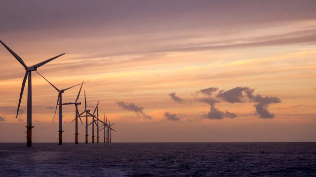World’s Biggest Wind Farm To Be Built Off The Coast Of The UK