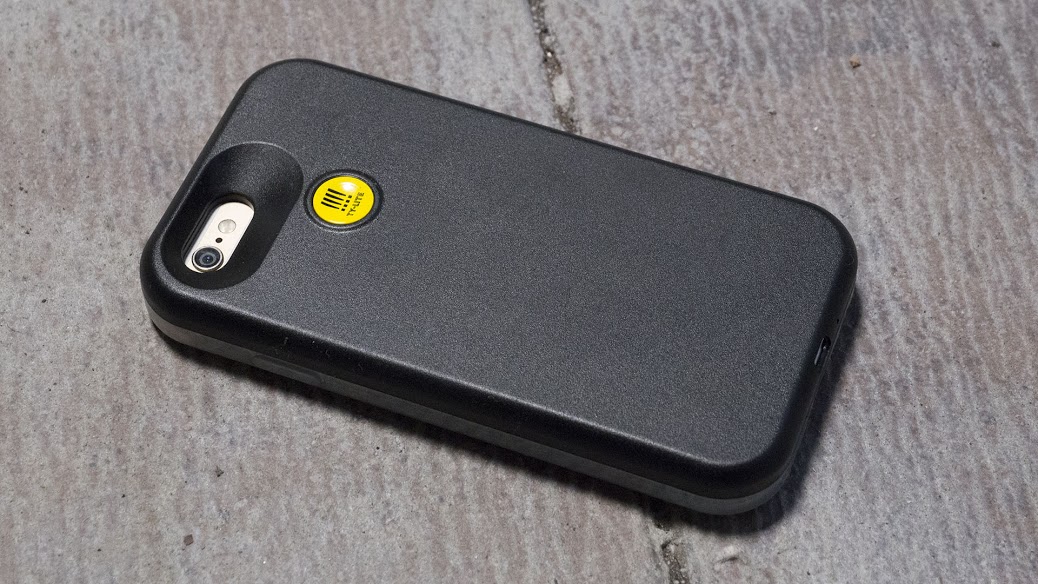 Ty-Lite Selfie Case Review: Nobody Needs This, Not Even Beyoncé, But I Want It 