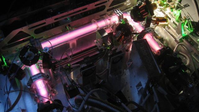 The Tron-Like Machine Visualises Atoms On The International Space Station