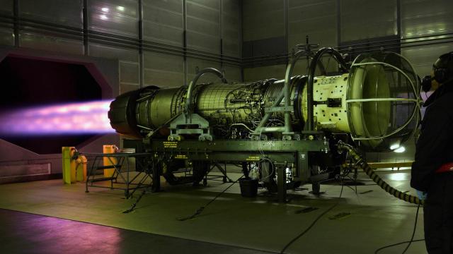 This Is What 13,150 Kilograms Of Jet Engine Force Looks Like In Testing