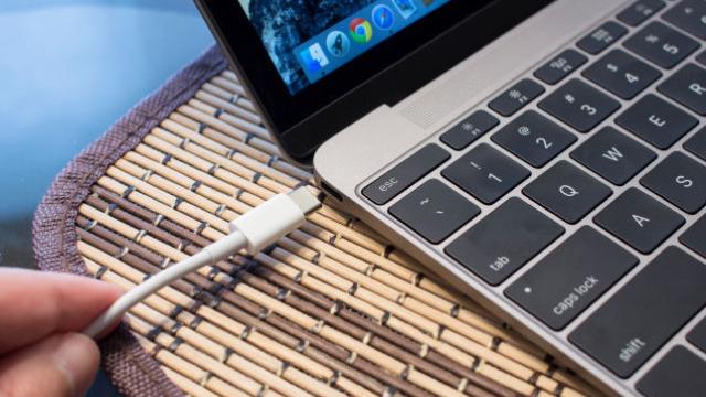 Apple Is Recalling Faulty MacBook USB-C Charging Cables