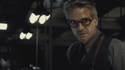 Even Alfred Has To Be Grim And Gritty In Batman V Superman