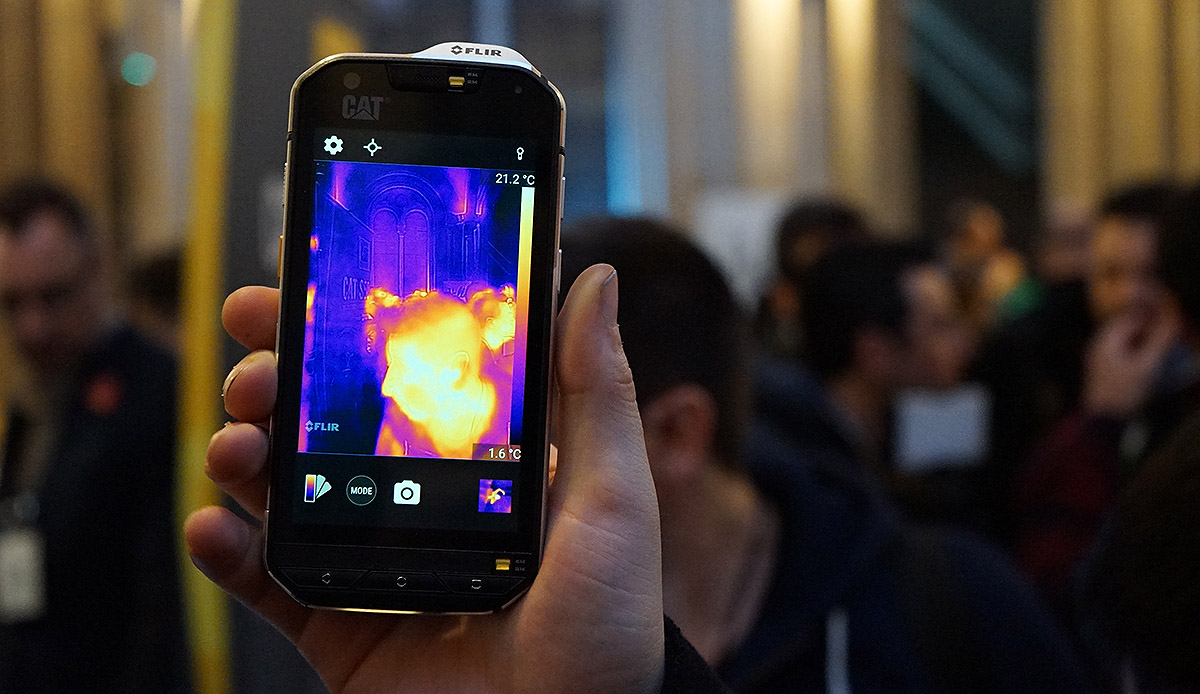 Cat S60 Hands-On: The Phone That Lets You See Like Predator Is Awesome