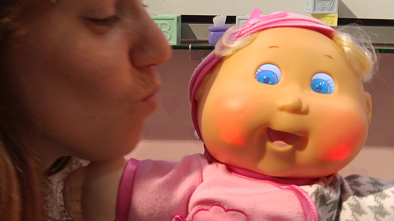 Tiny LCD Screen Eyes Make Cabbage Patch Kids Infinitely More Expressive