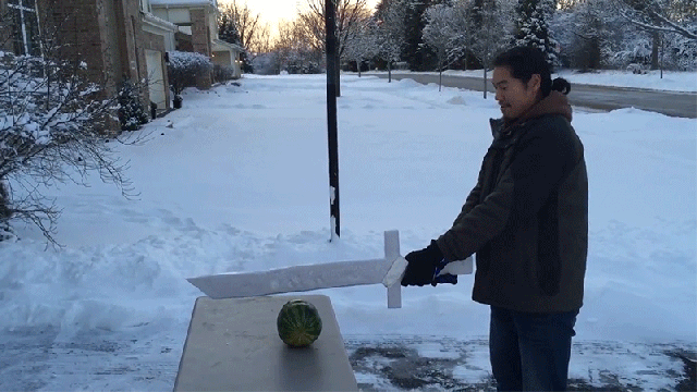 How To Make A Sword Out Of Ice And Toilet Paper