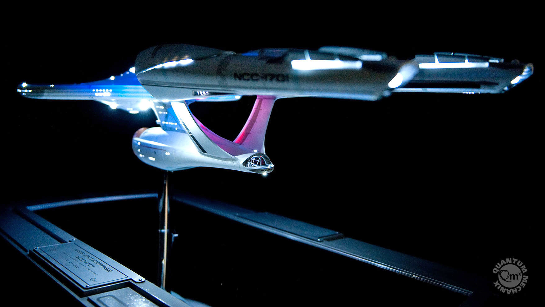 Try Not To Drool Over This Exquisite $9700 Replica Of The USS Enterprise