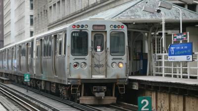 Chicago Man Charged With Felony For Jamming Mobile Phones On A Train