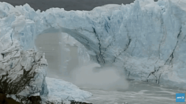 Patagonian Ice Bridge Collapses In Spectacular Fashion