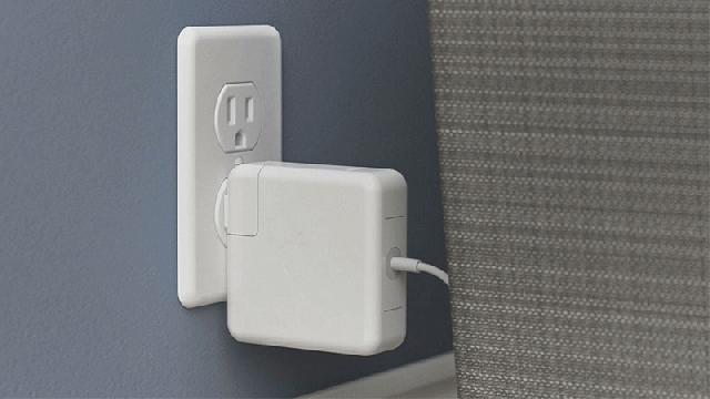 A Simple Angled Plug Just Fixed Everything Wrong With Apple’s MacBook Power Adaptor