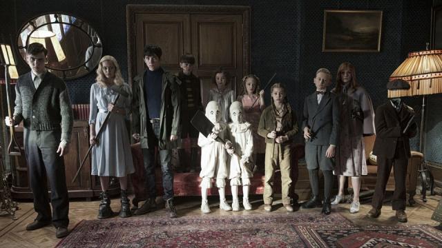 Every Miss Peregrine’s Home For Peculiar Children Photo Is Terrifying Beyond Measure