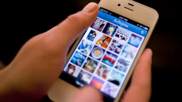 Watch Out, People Are About To Get Unreasonably Upset About The Order Of Their Instagram Feeds