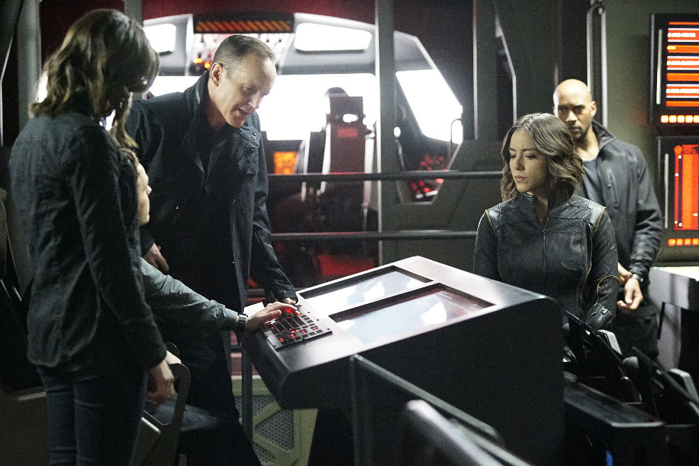 The Cast Of Marvel’s Agents Of SHIELD Told Us Just How Crazy Things Are About To Get