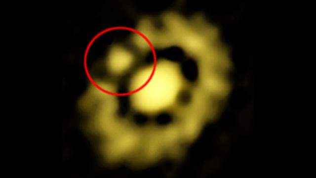 This Clump Of Dust Might Actually Be A Planet In The Process Of Forming