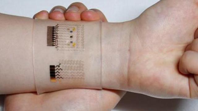 This Wearable Patch Monitors Blood Sugar And Injects Drugs