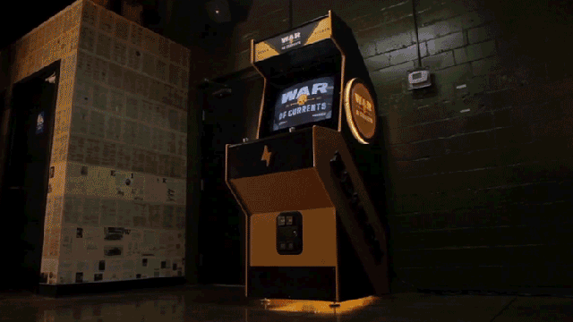 An Arcade Featuring Tesla Fighting Edison Also Lets Players Shock Each Other