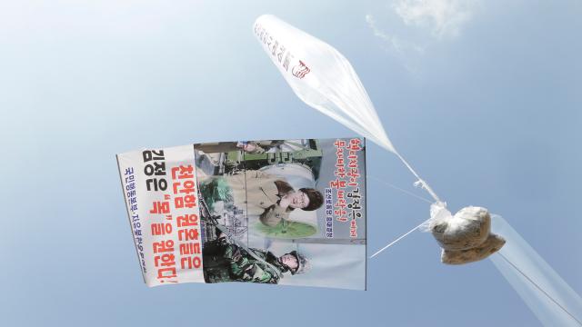Campaigners Float Thousands Of Anti-Jong-Un Flyers Into North Korea