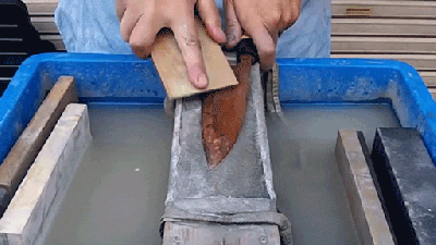 Watch A Rusty Knife Get Cleaned And Sharpened To Reveal A Beautifully Shiny Blade