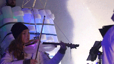 A Warm-Blooded Sculptor Built An Entire Band’s Instruments Out Of Ice
