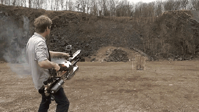 A Wannabe Supervillian Built His Own Thermite Cannon