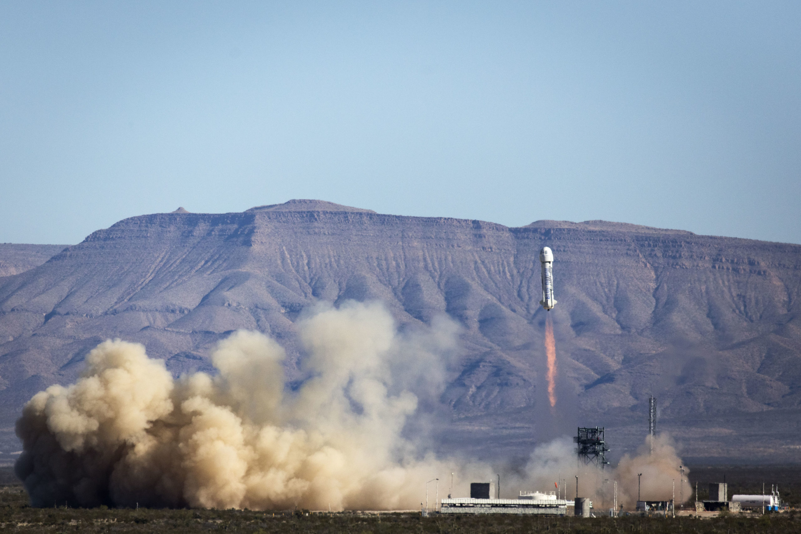 Here’s Blue Origin’s Rocket Coming In For Its Third Landing