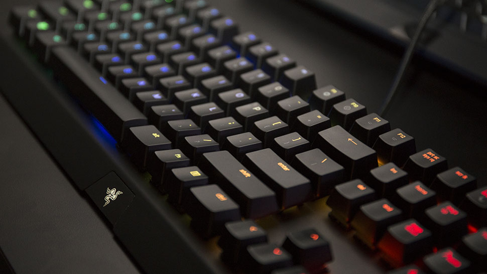 Razer BlackWidow X Chroma Review: This Psychedelic Mechanical Keyboard Made Me A Believer