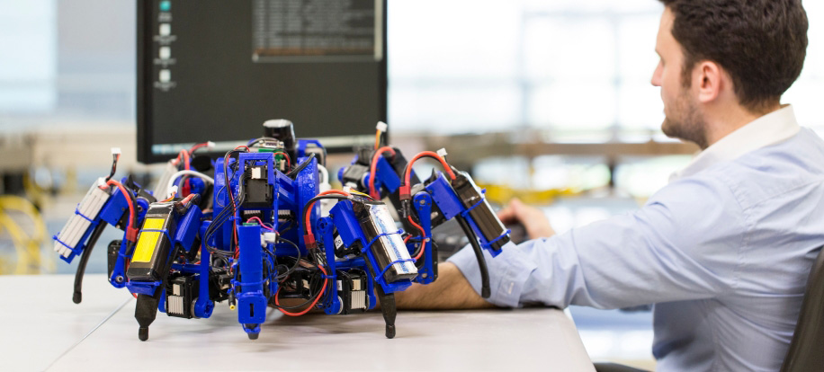 These Crazy Robots Are 3D Printers That Build Together