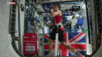 Tim Peake Beat The Record For Running A Marathon In Space