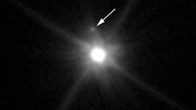 Distant Dwarf Planet Makemake Has Its Very Own Moon
