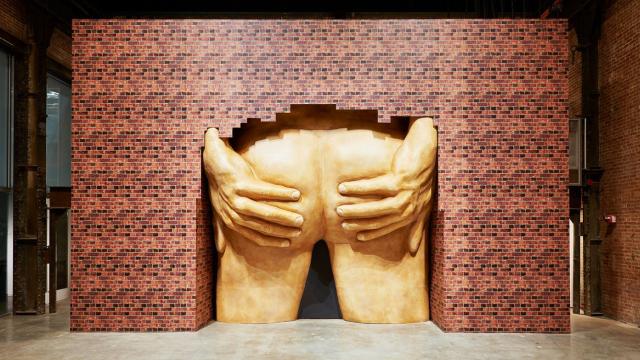 A 3D Scan Of A Famous Graphic Designer’s Arse Could Win The World’s Most Famous Art Prize
