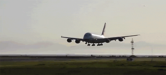 Watch An Airbus A380 Abort A Landing While It’s Incredibly Close To The Ground