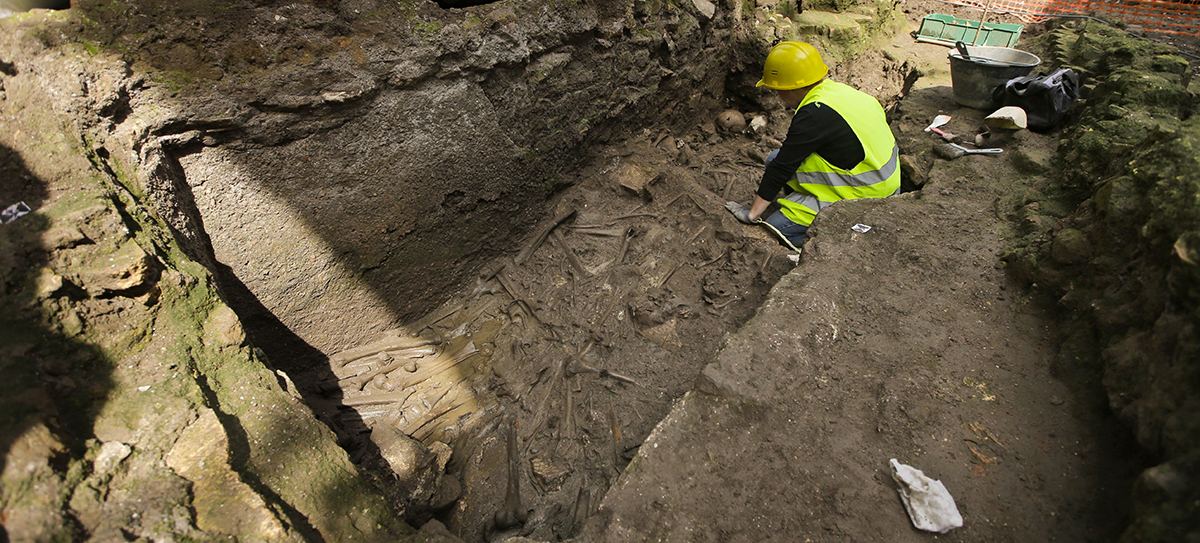 Construction Workers Discover Ancient Roman Ruins
