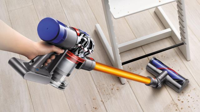 Hands On With Dyson’s New V8 Cordless Vacuum