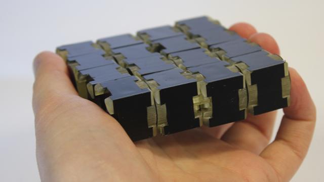 These Touchscreen Building Blocks Could Become Your Phone 