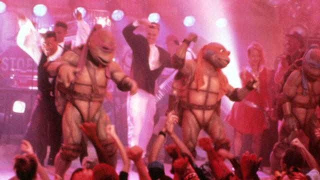 Vanilla Ice And The Original Movie Ninja Turtles Invaded The TMNT2 Premiere 