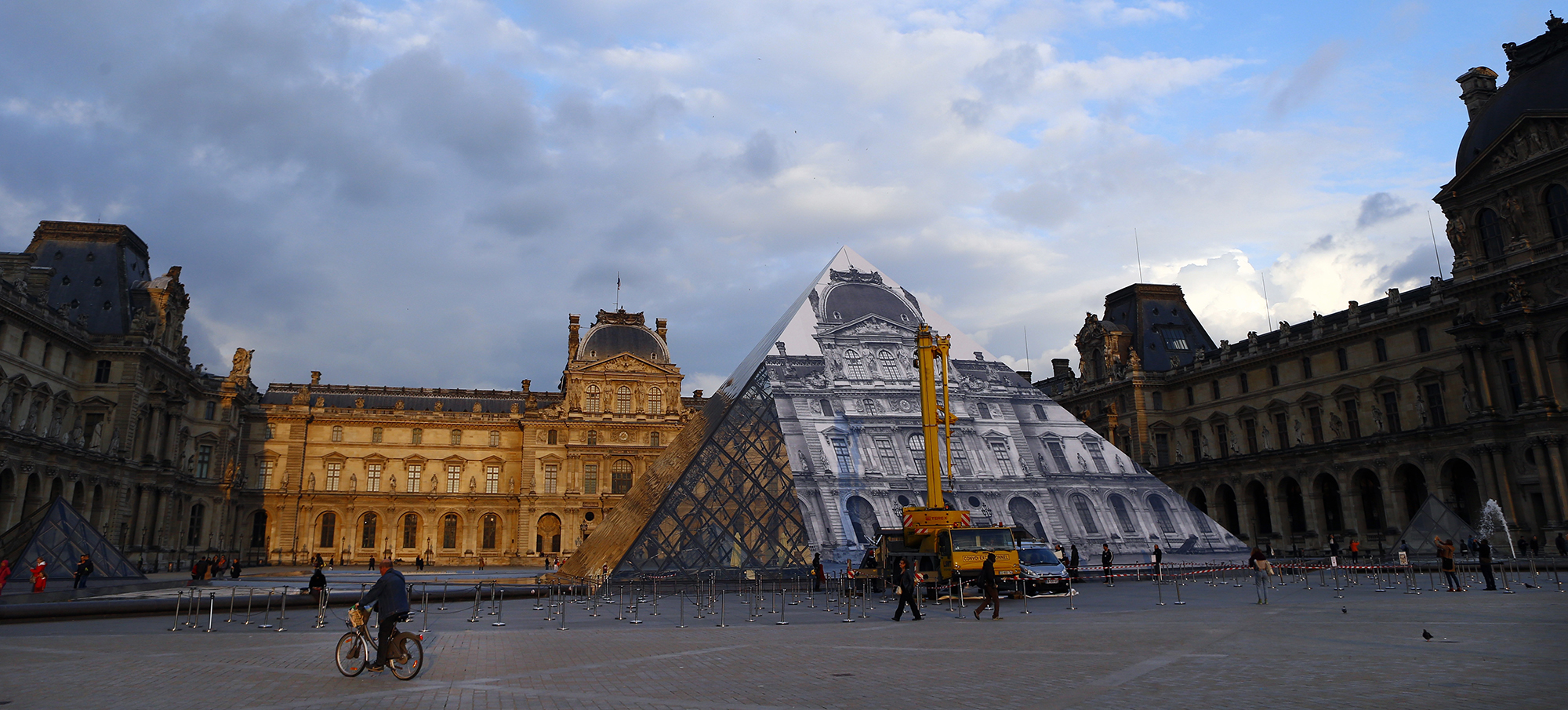 An Artist Has Made The Louvre’s Pyramid Disappear