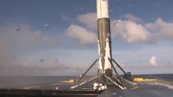 SpaceX Just Stuck Another Landing