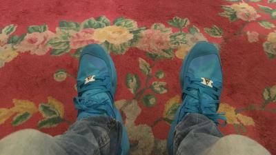 Rich VC Gets Kicked Out Of London’s Ritz For Wearing Sneakers, Whining Ensues