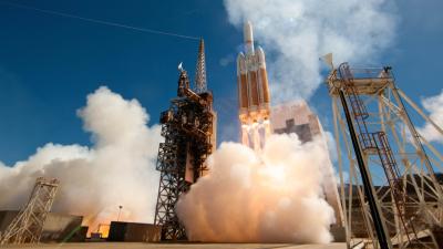 Watch The World’s Largest Rocket Launch A Top Secret Spy Satellite