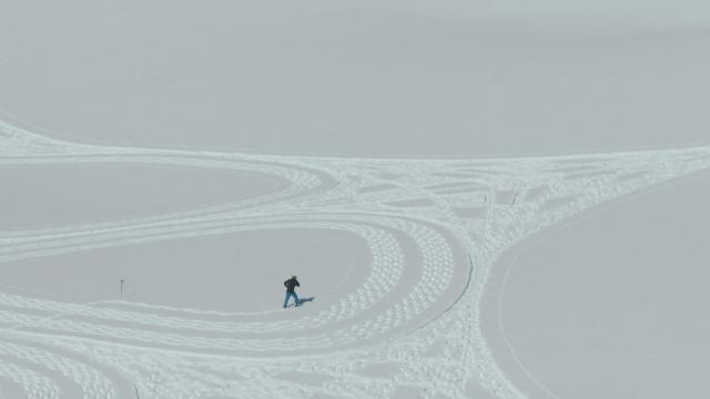 This Artist Makes Incredible Designs With Just Snow And His Shoes