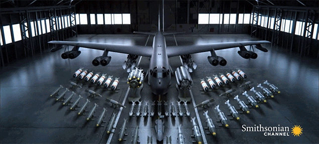 Here’s How Many Weapons A B-52 Bomber Can Hold