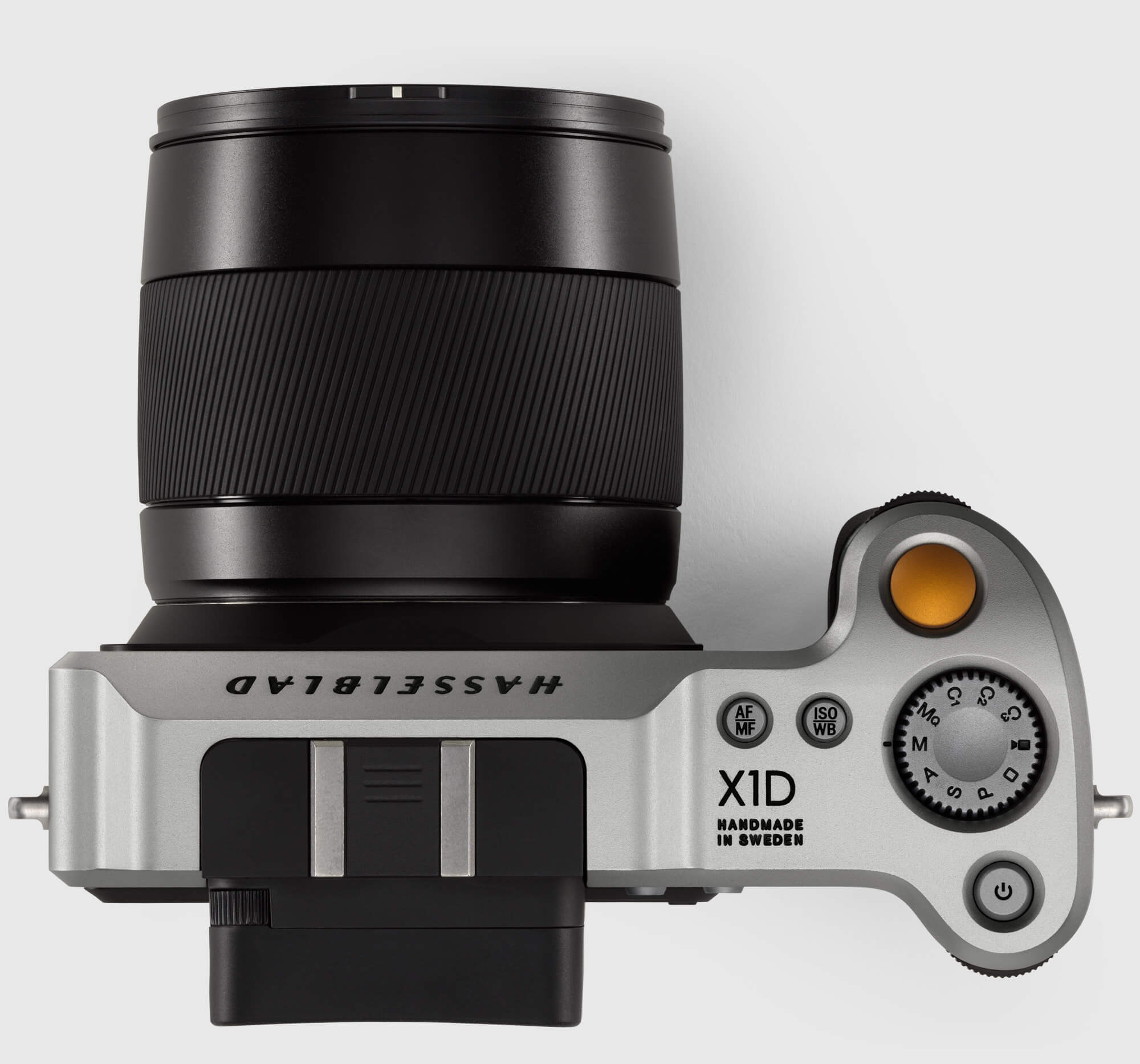 Hasselblad’s $12,000 Mirrorless Camera Is Utterly Absurd